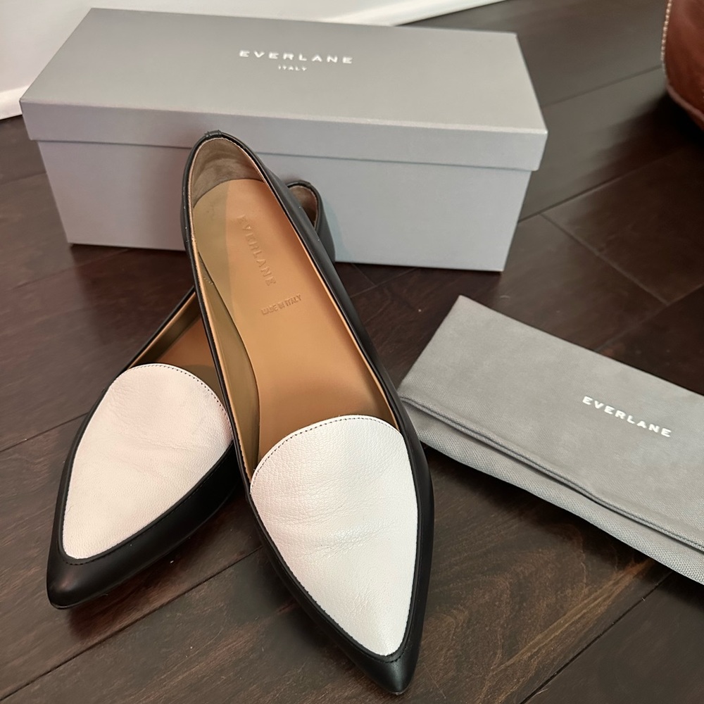 Everlane Leather Flats - Black & White